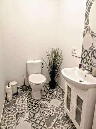 Апартаменты Hill Apartament Каунас Стандартные апартаменты-5